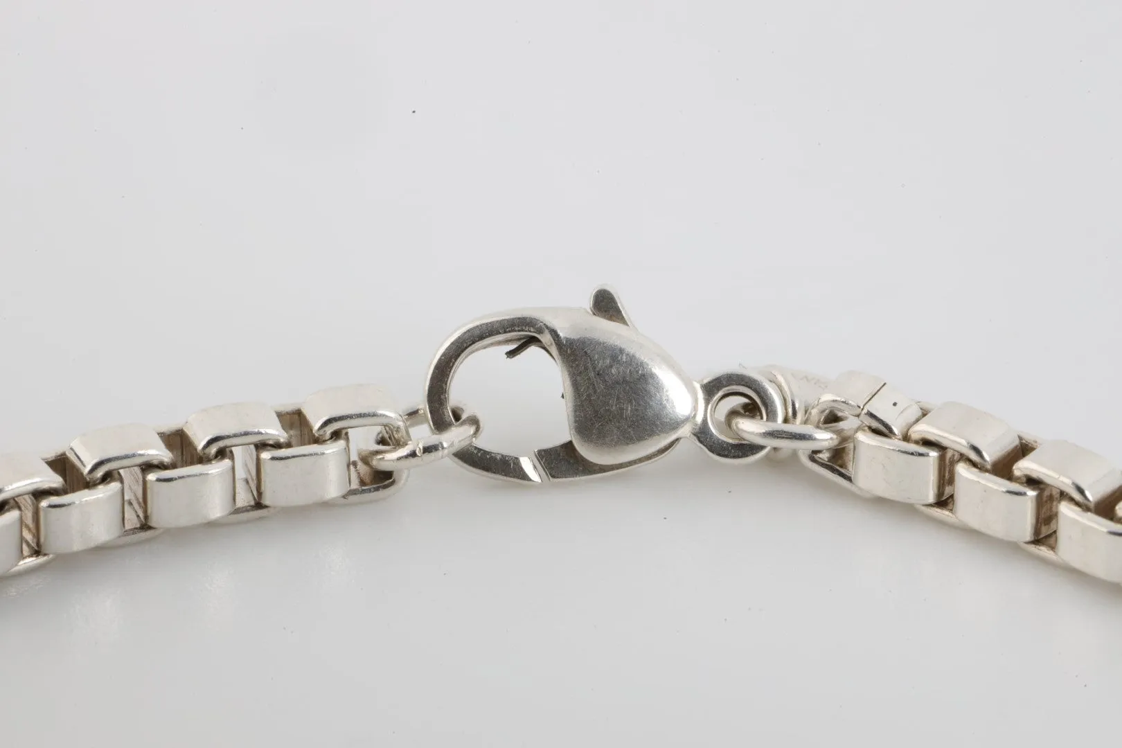 7.5" Tiffany & Co. 925 Silver Venetian Box Chain Bracelet (12.08g.)