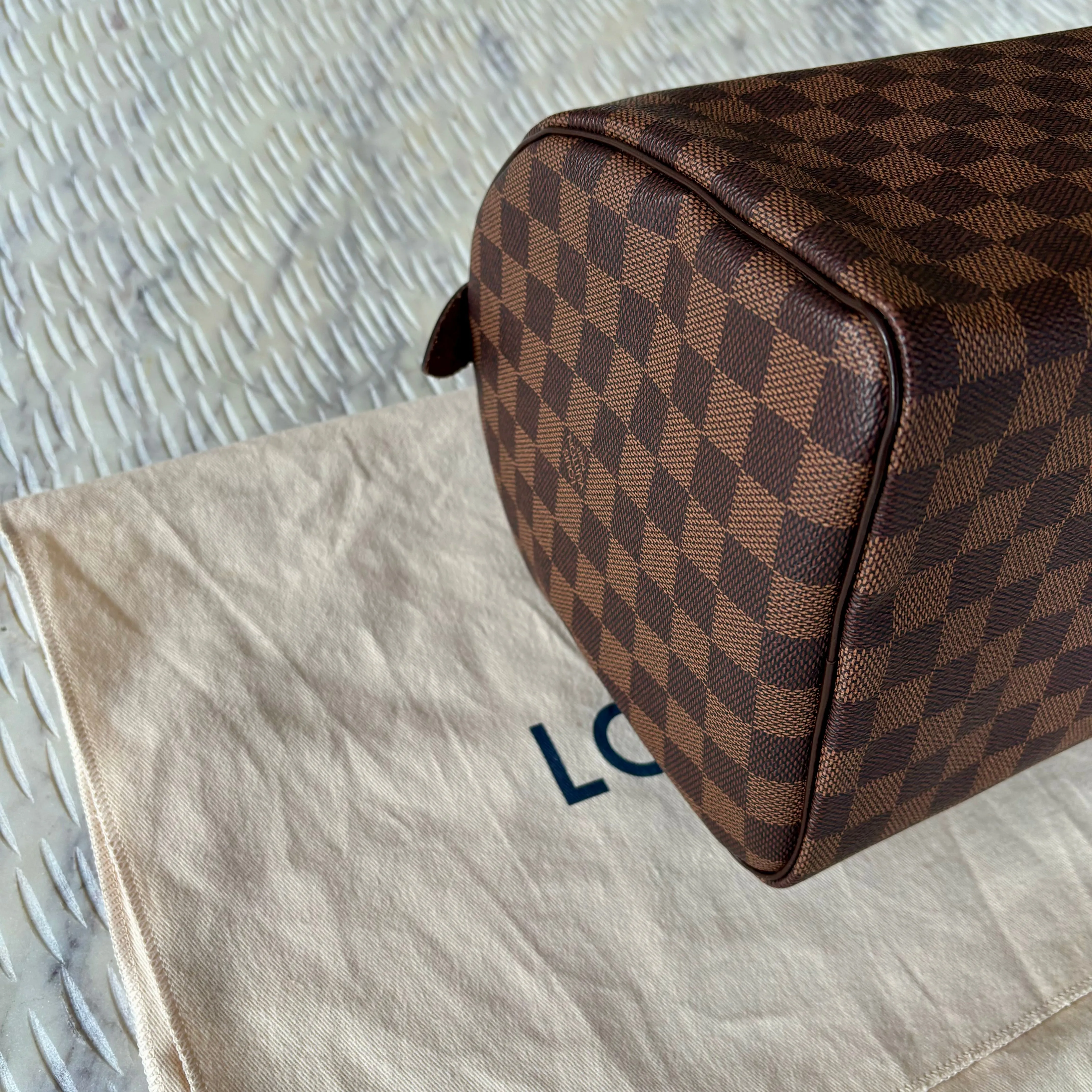 Louis Vuitton Speedy 30 Bag