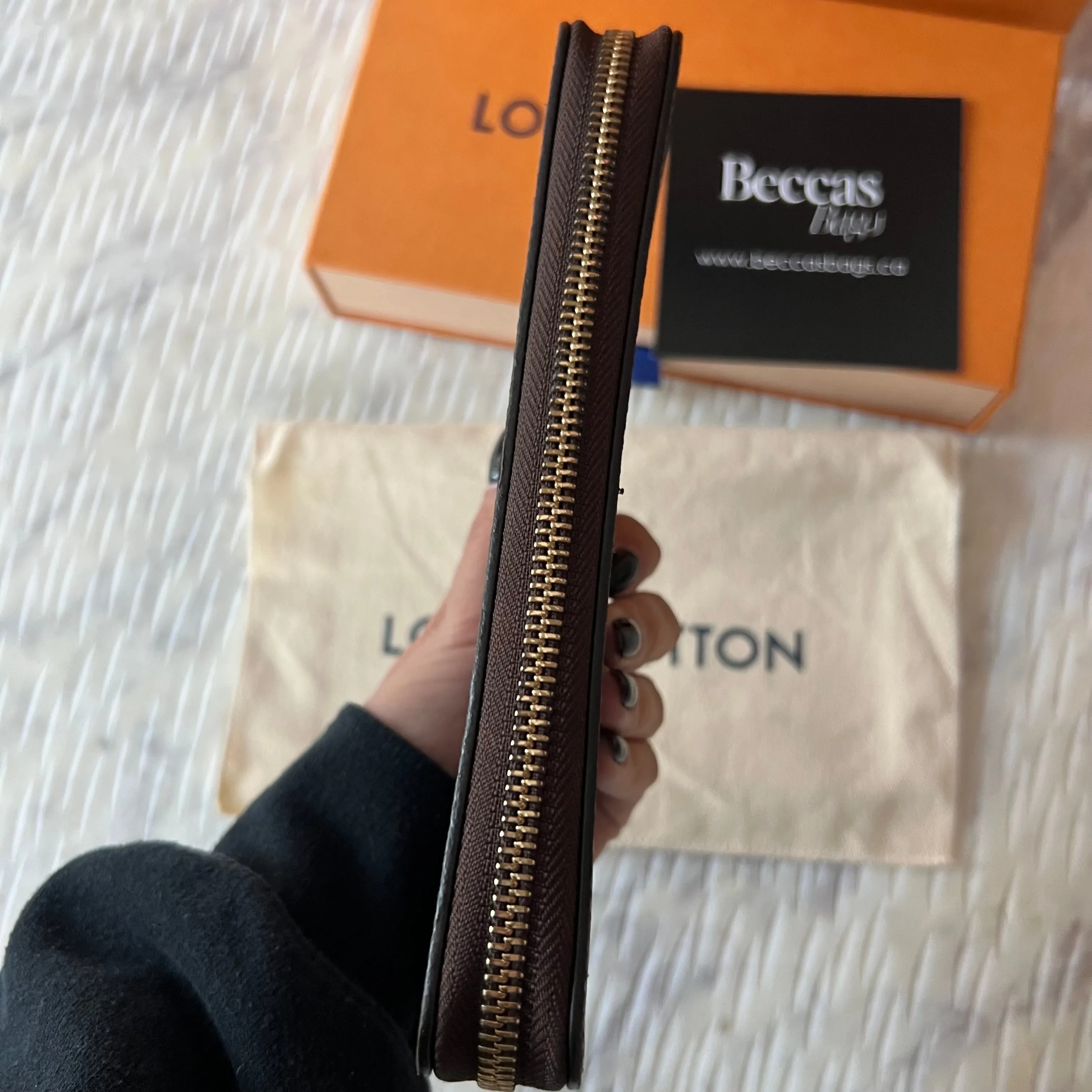 Louis Vuitton Zippy Wallet