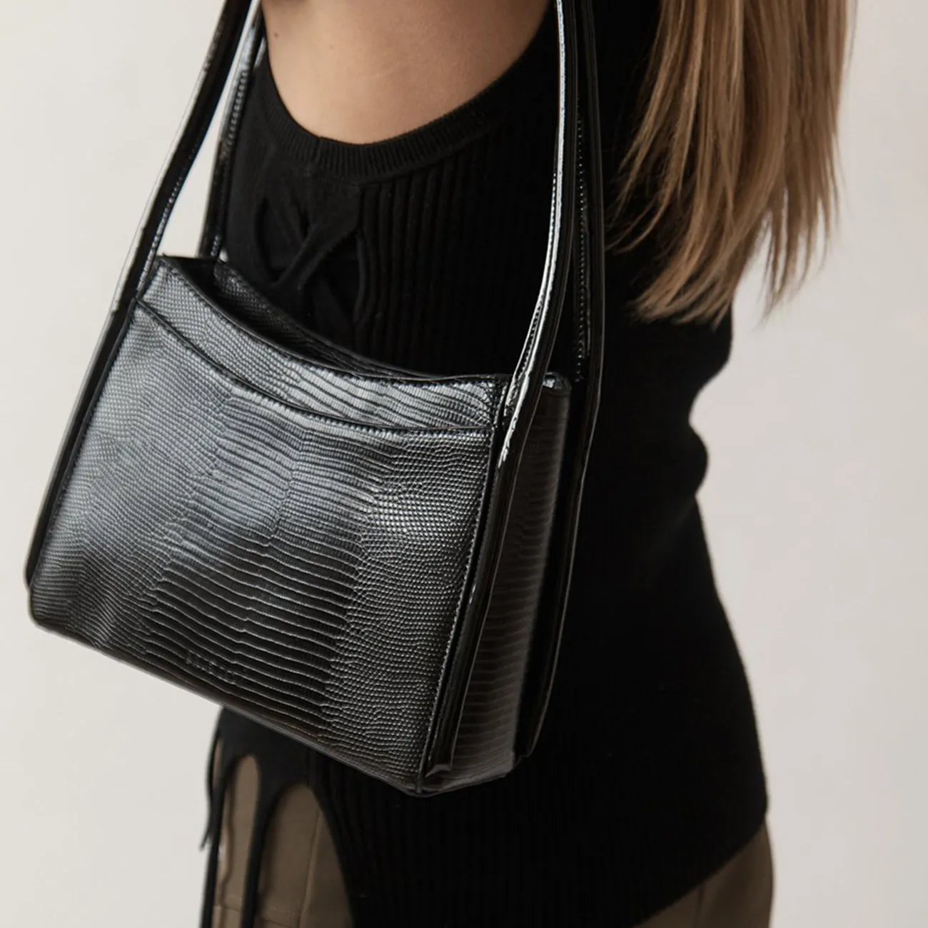 MILA BAG BLACK LIZARD PATENT