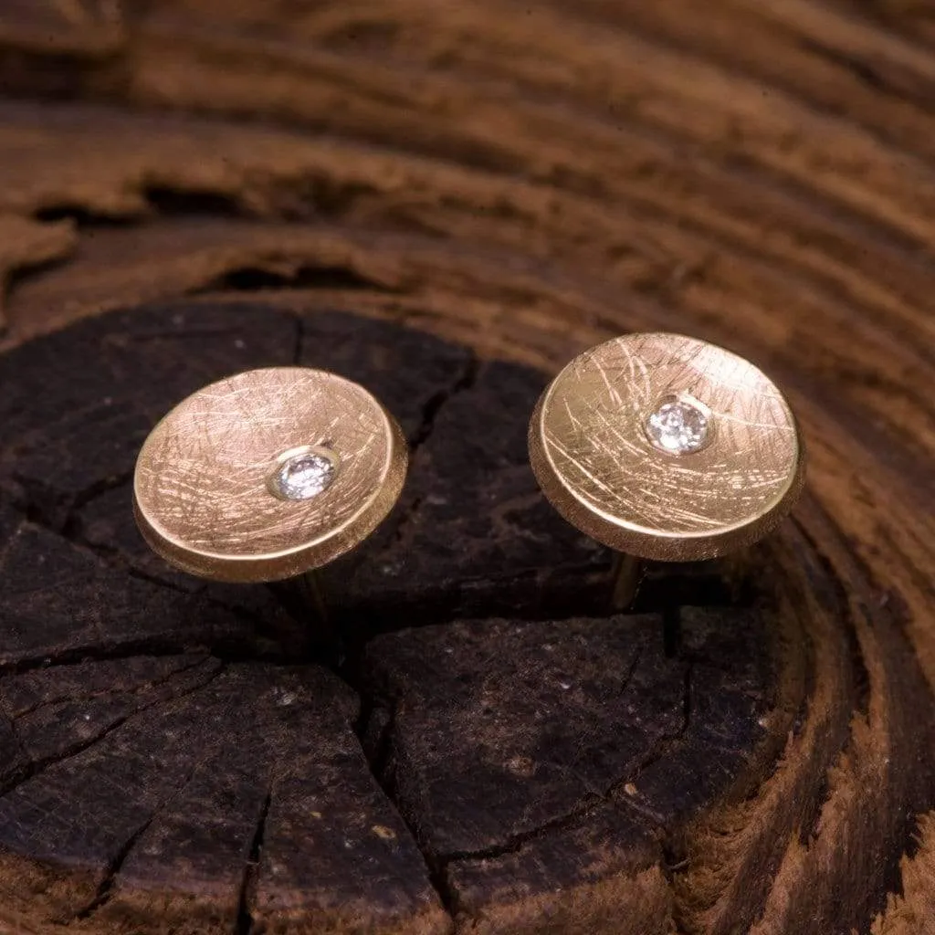 Small Concave Round Simple Diamond Studs Earrings